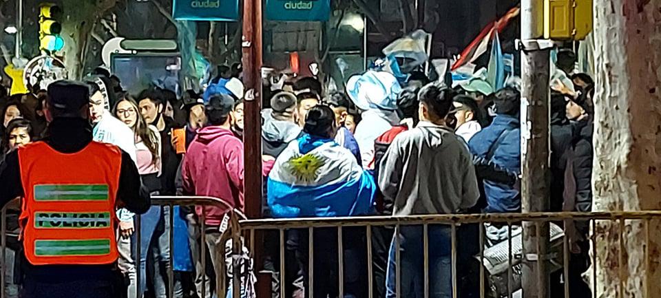 Mendoza festeja, Argentina campeòn, Copa America