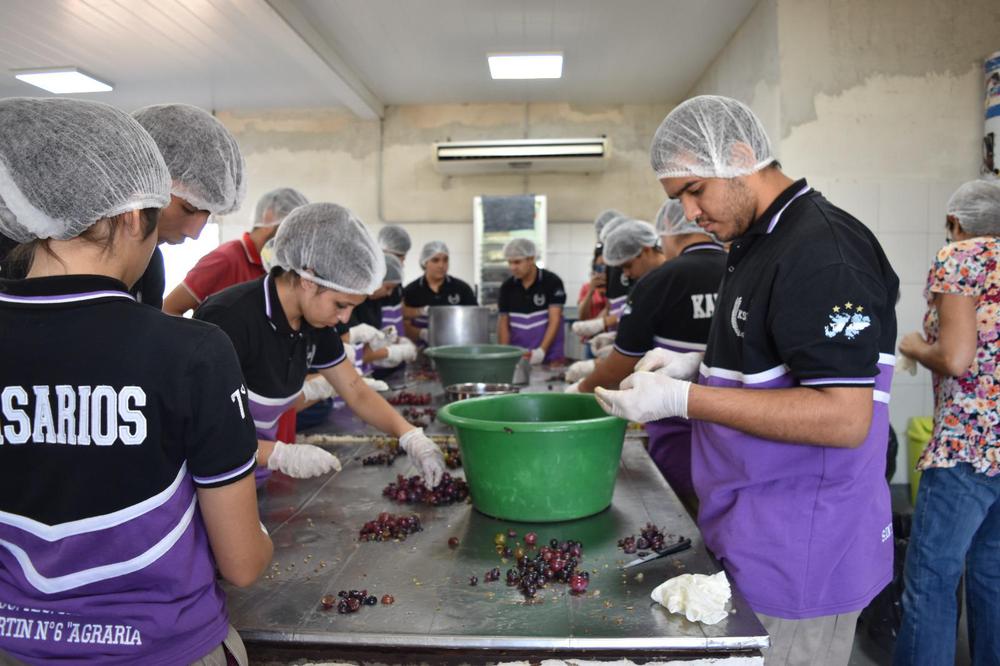 estudiantes sol puntano