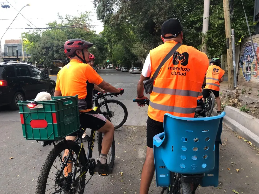 bicitour nocturno ciudad 22032025