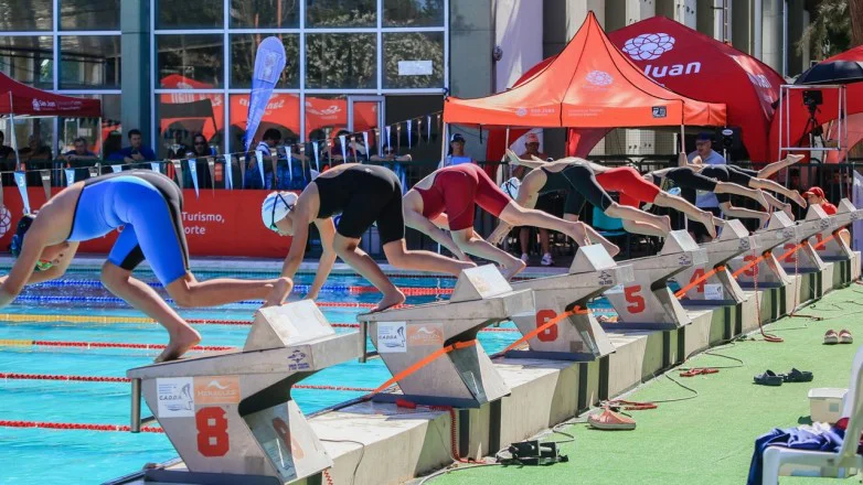 Natación, Argentino en San Juan
