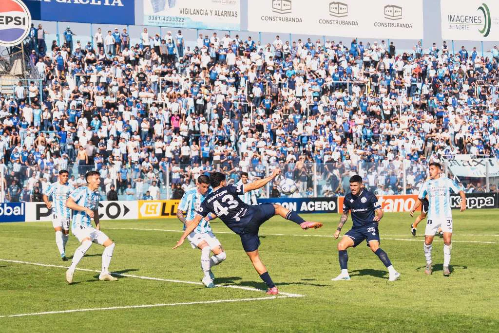 Independiente Rivadavia, Atlético Tucumán, Clausura