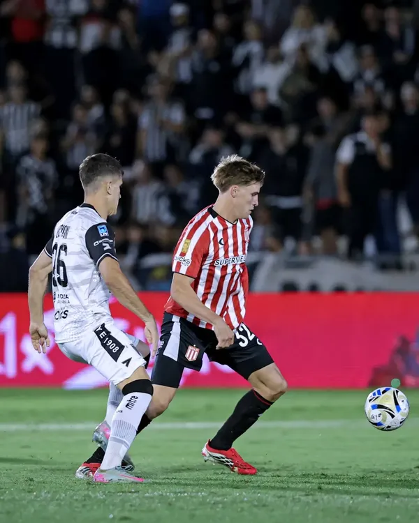 Gimnasia y Esgrima, Estudiantes LP