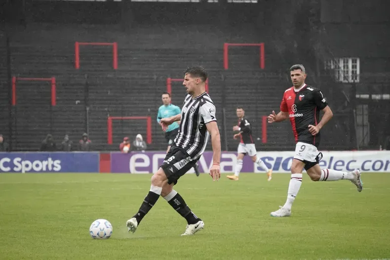 Gimnasia y Esgrima, Colón