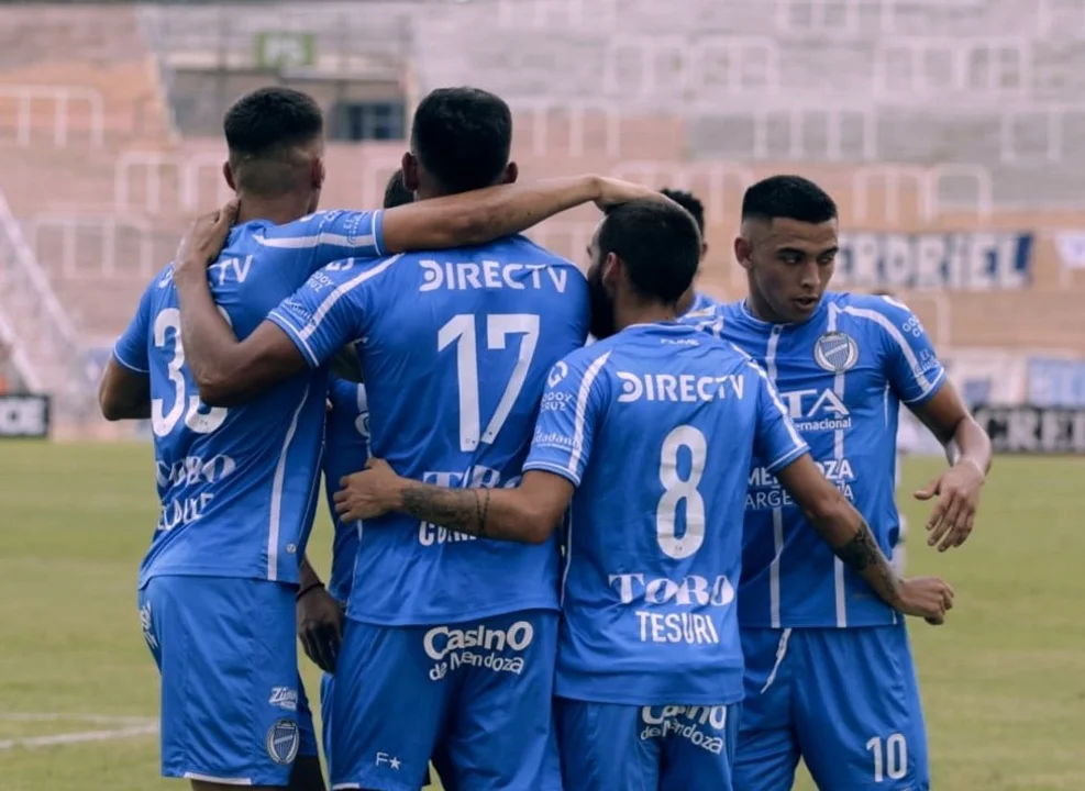 Godoy Cruz ganó de de local ante Platense