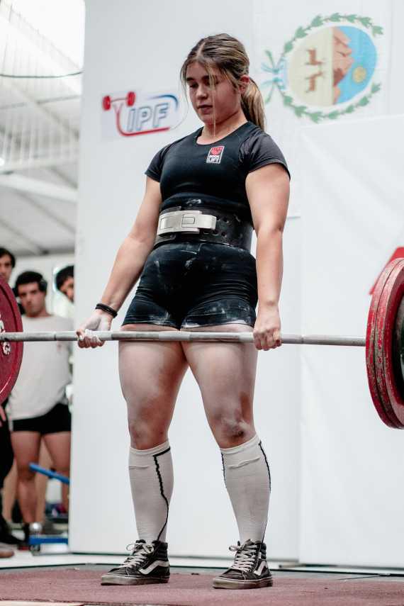 Pesas, Martiina Vivares, 17 años