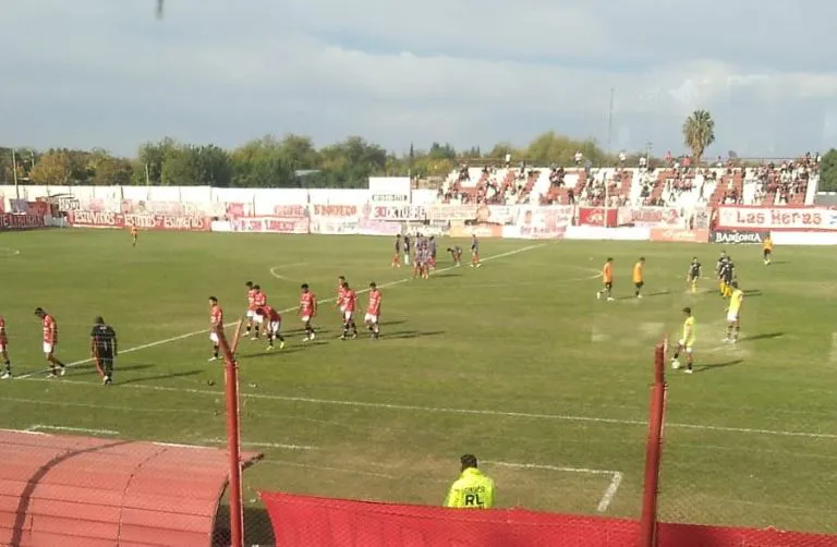 Federal A, Huracán Las Heras- Costa Brava