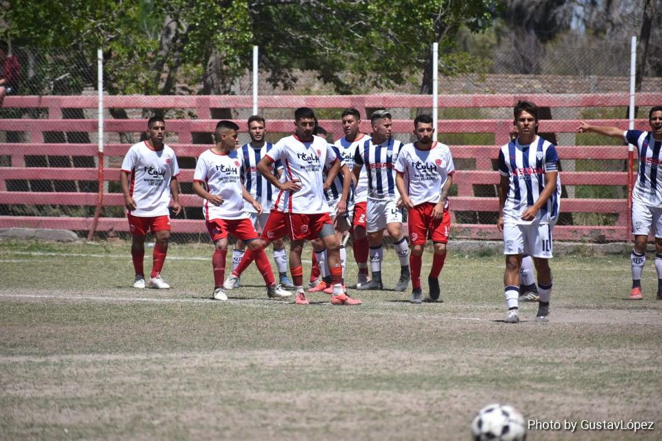 Liga Mendocina, Academia Chacras 2- Algarrobal 0