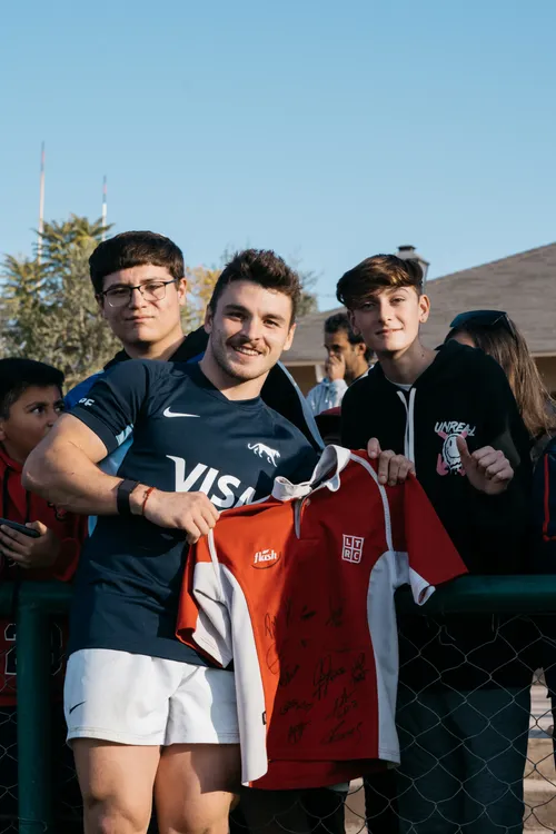 mateo-carreras-y-los-chicos-de-los-tarcos-su-club_53027337037_o