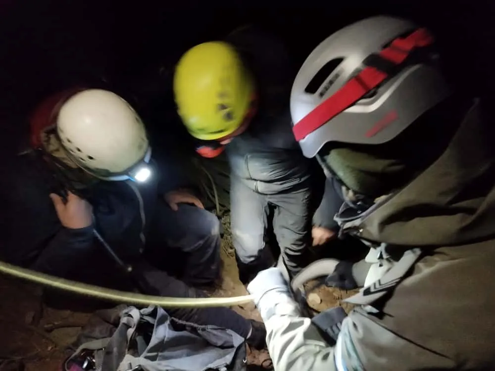 Mendoza Rescate dos ciudadanos (4)