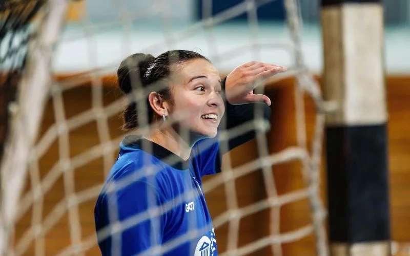 Handball, Ayelén Rosalez desafectada