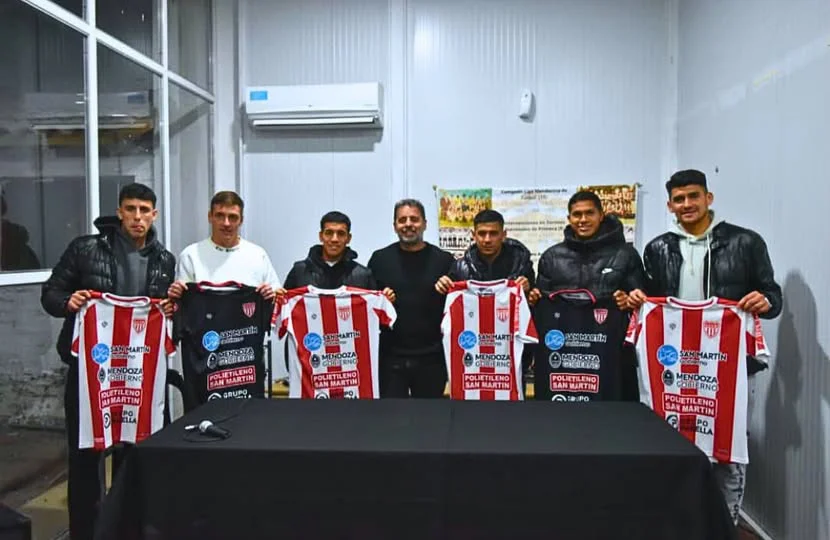 San Martin de Mendoza, los refuerzos