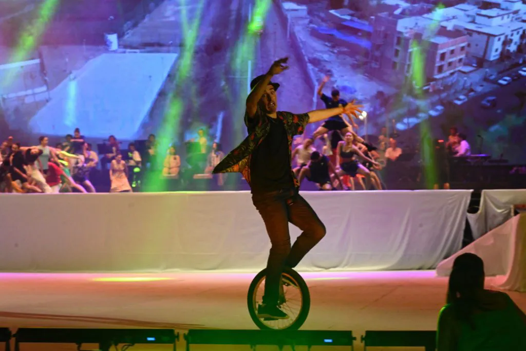 de-vecino-en-vecino-vendimia-de-godoy-cruz-2024-1-1024x683