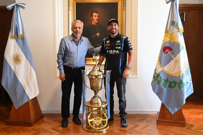 Casa de Gobierno, Alfredo Cornejo recibio a Julián Santero