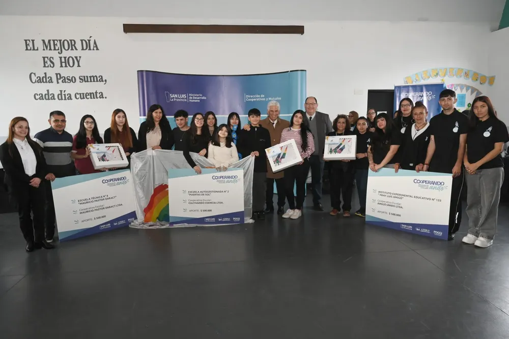 poggi entrega insumos 7