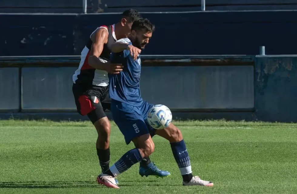 Independiente Rivadavia, Maipú, amistoso