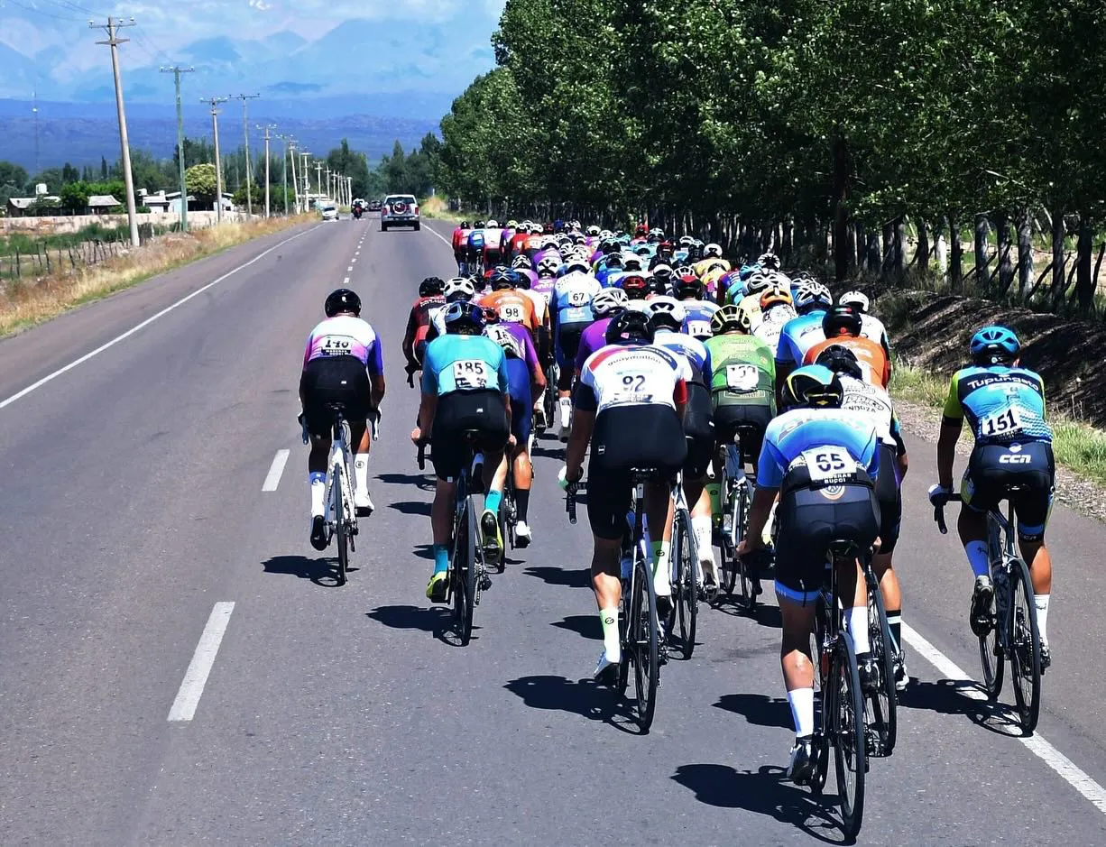 Ciclismo, Asociación Mendocina