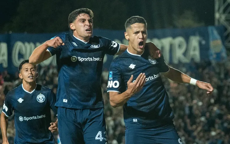 Independiente Rivadavia, Rosario Central, zona B