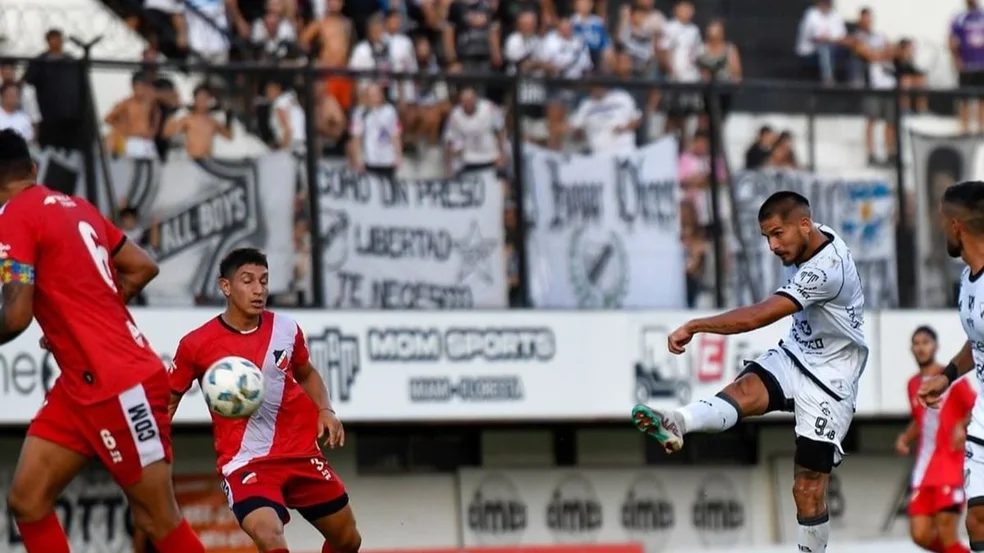 Deportivo Maipú, All Boys, Ascenso