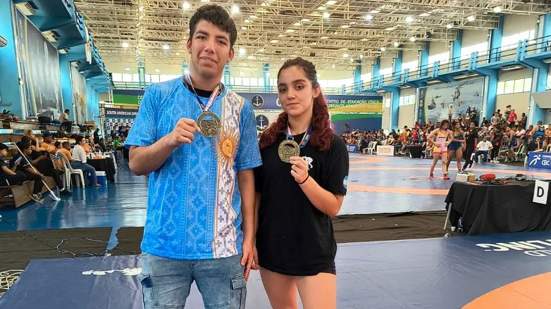 Lucha, Anabella y Mateo Valle