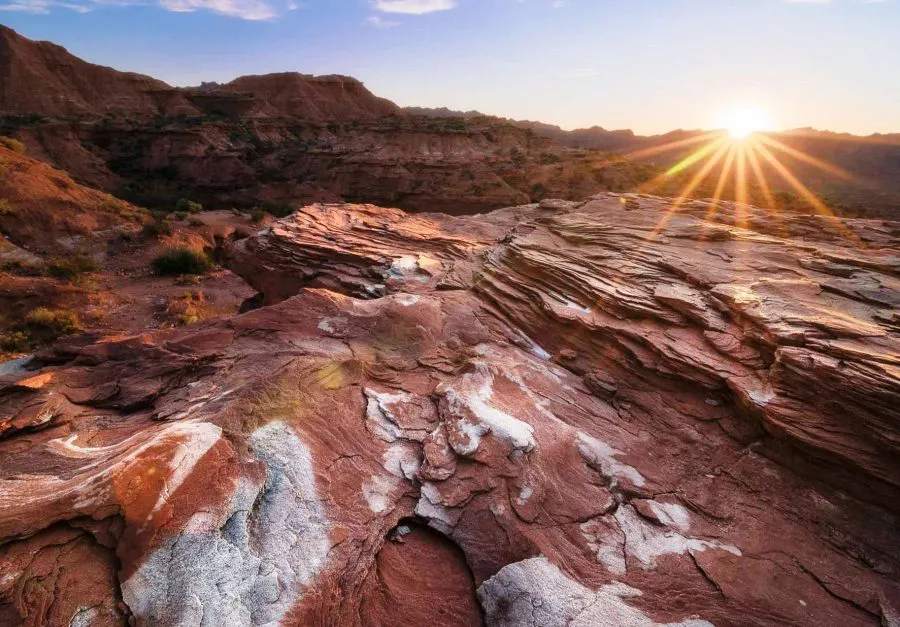 CONEXION-CON-EL-PASADO-4-900x627